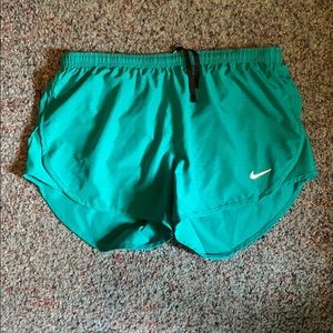 turquoise dry fit Nike shorts